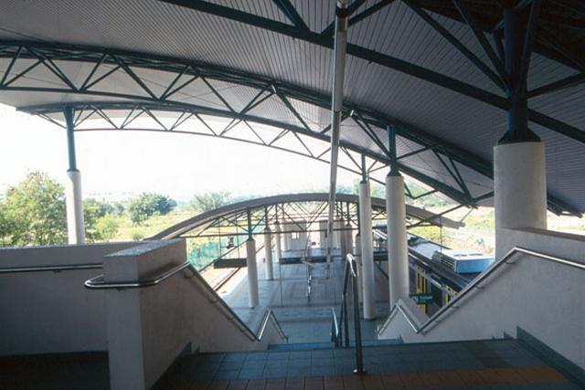 Tasik Selatan Station, interior view
