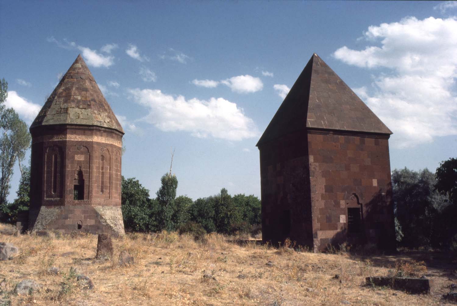 View of Erzen Hatun Kümbeti (left),&nbsp;<span style="line-height: 107%;">Ş</span>eyh Necmettin Kümbeti (right).