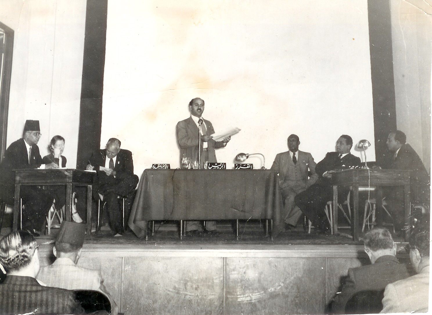 Mohamed Makiya - <p>Speaking before the Arab League</p>