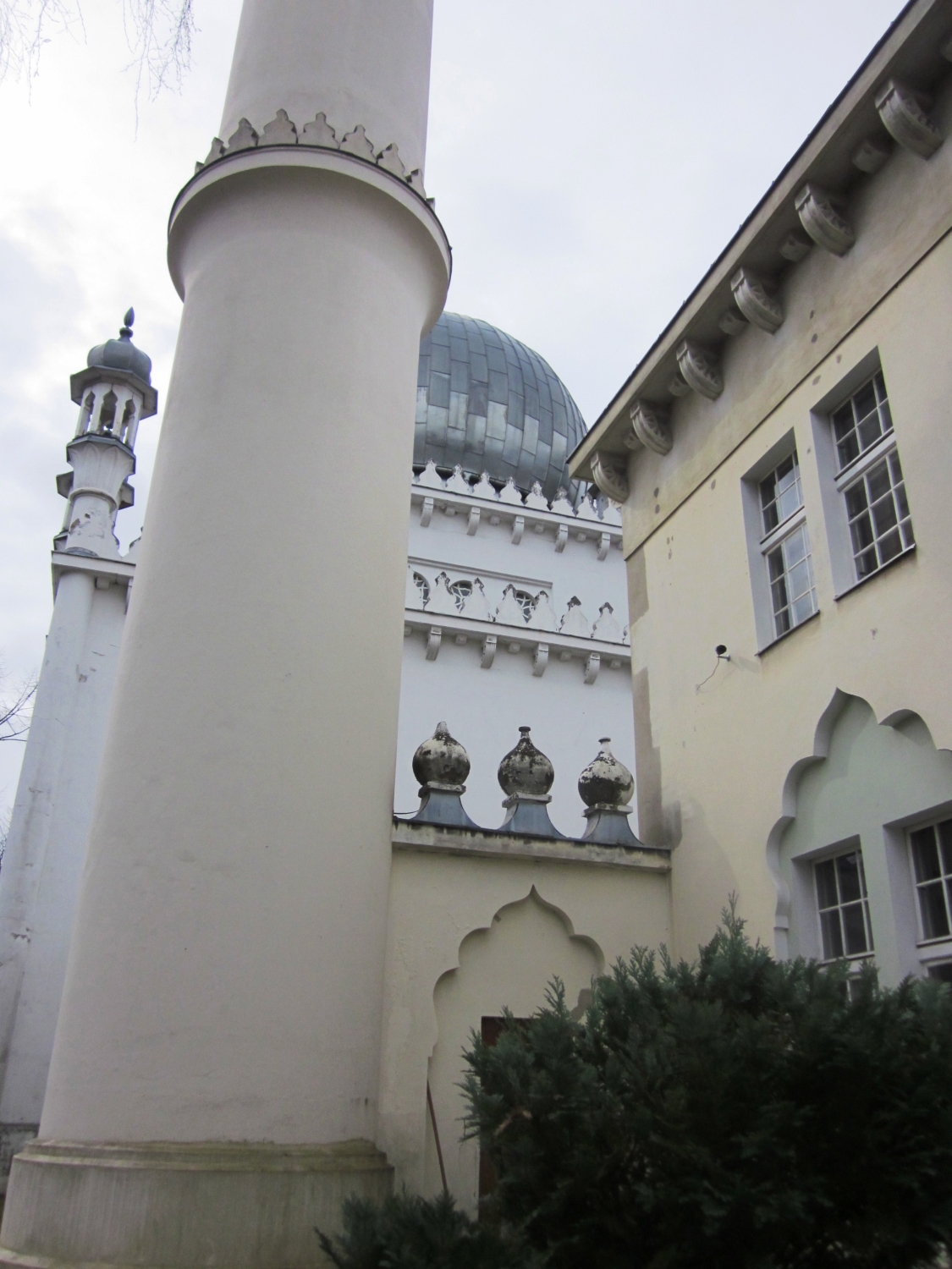 View of the north minaret, looking to the mosque's dome, from in front of the imam's residence