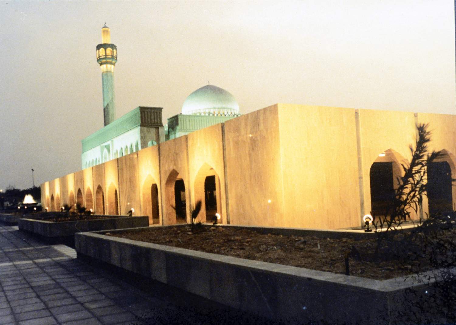 Masjid Abi Bakr al-Siddiq (Doha) - <p>Evening view</p>