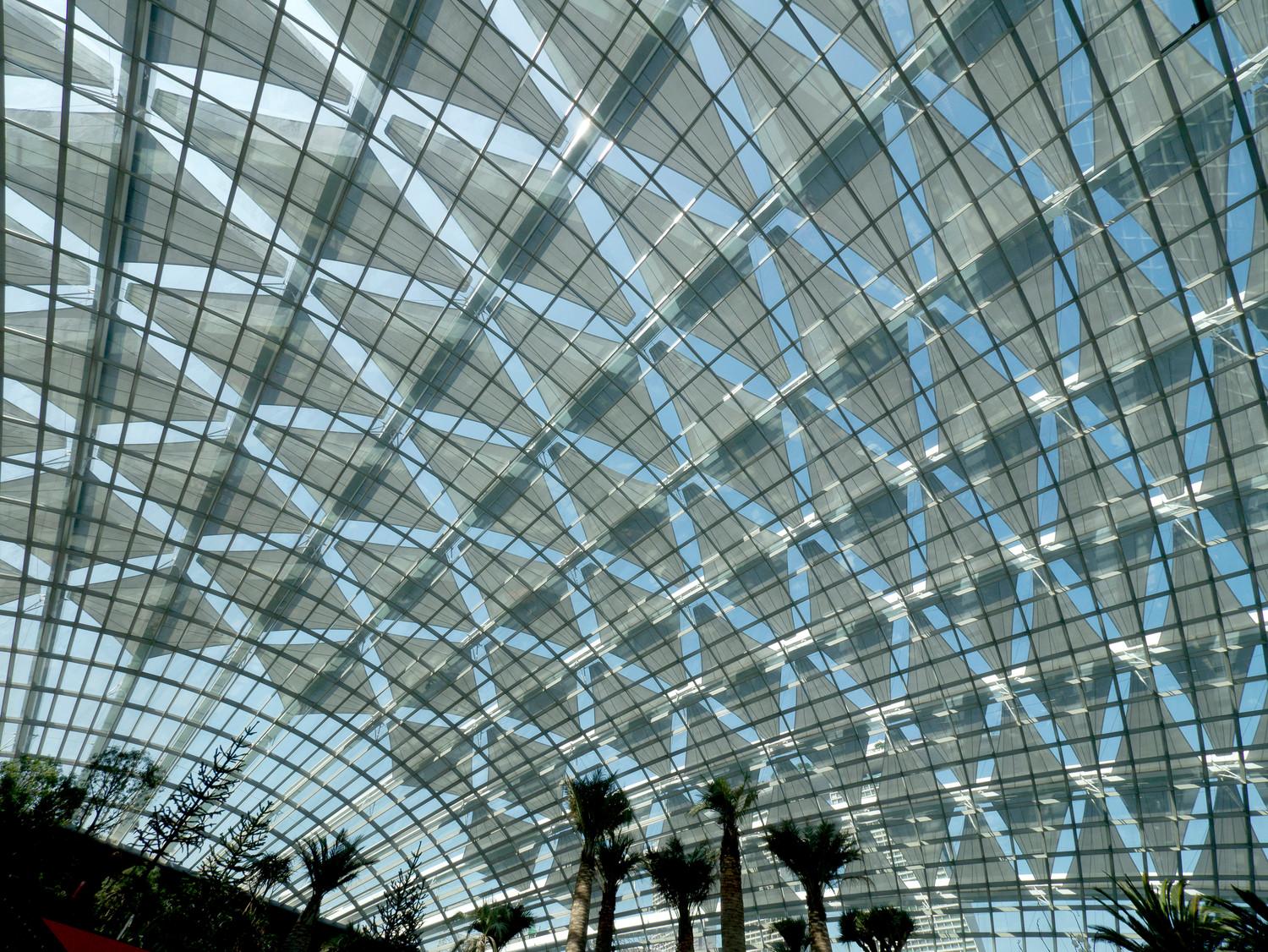 Cooled Conservatories, Gardens by the Bay - Deployed shading
