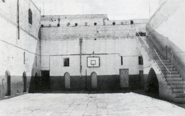 Madrasa al-Dawadariyya - Exterior view of east end of courtyard
