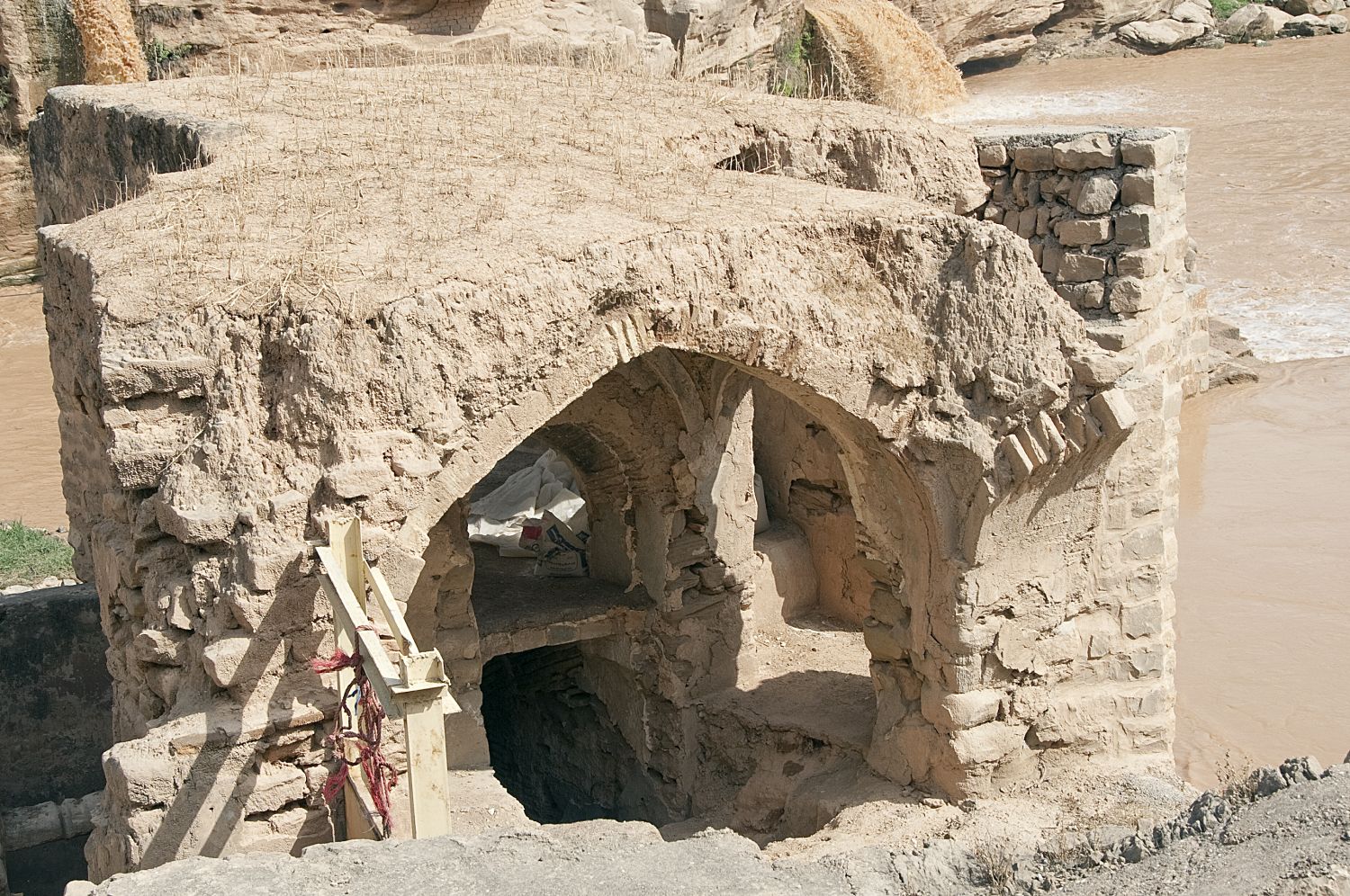 Asyabha-i Shushtar - View of mill structure.