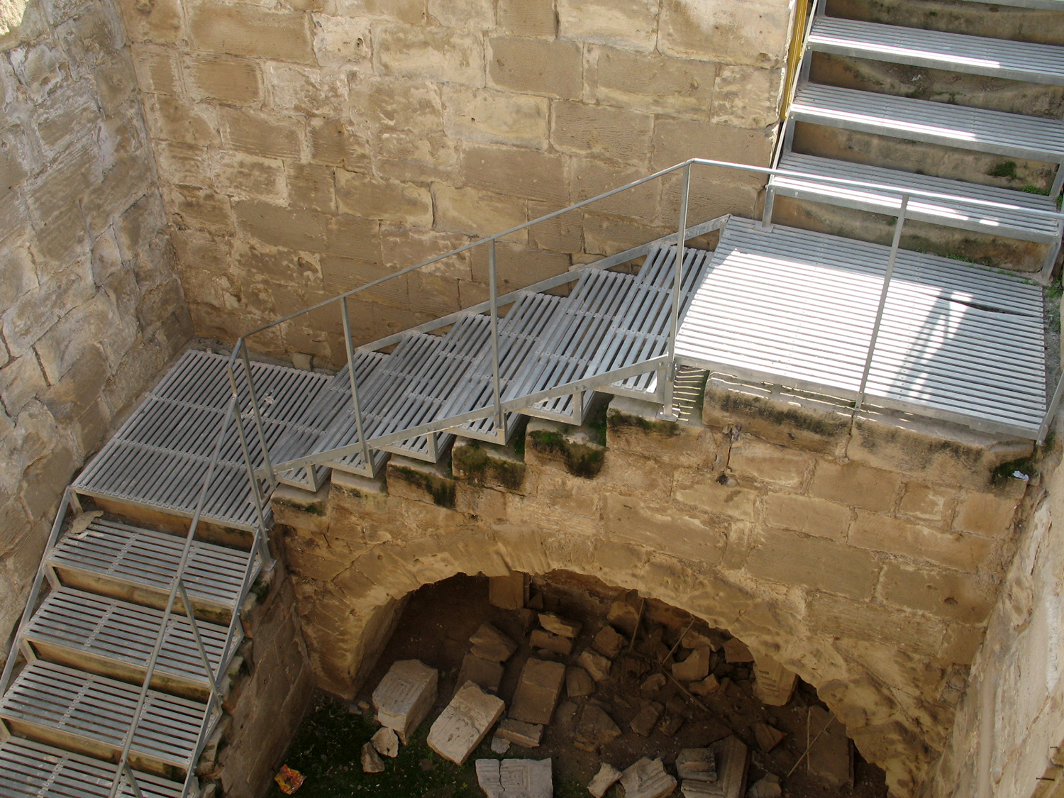 Top view showing the protected steps 