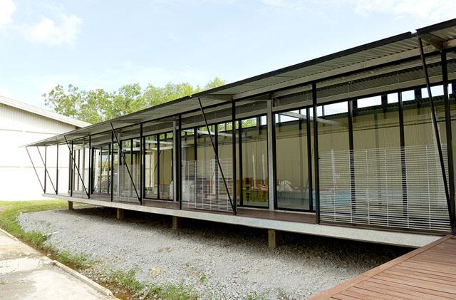 Being a modular system itself, external openings can be as flexible as the space configurations inside
