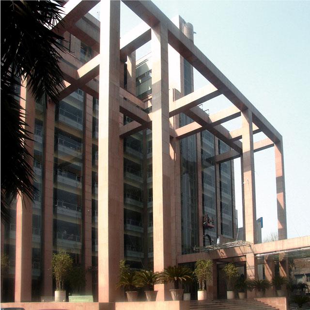 MCB Bank Limited - Exterior northeast view column