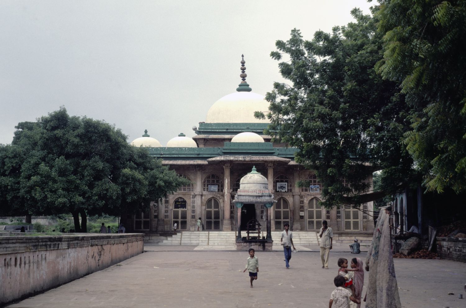 Shah Alam Tomb: exterior view from west.