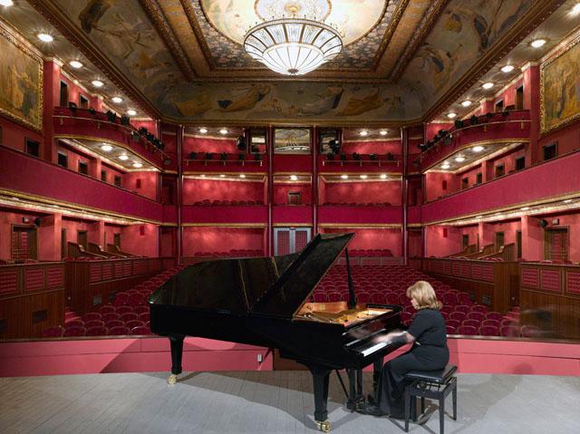 Famous pianist Idil Biret rehearsing in the Opera hall