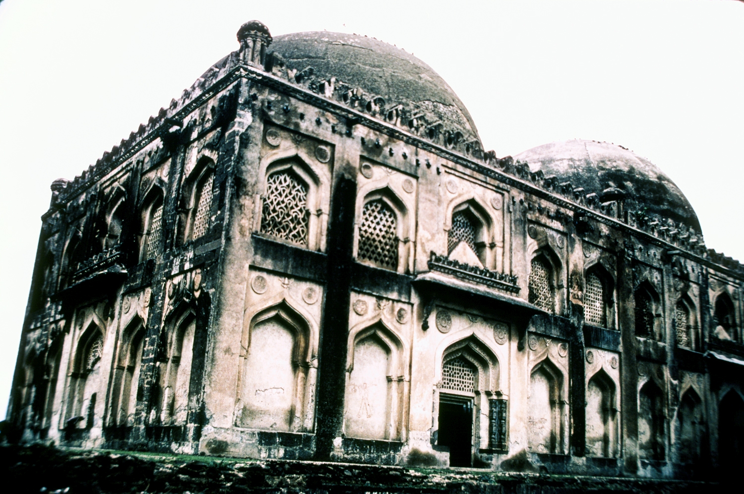 Mausoleum of Firuz Shah Bahmani
