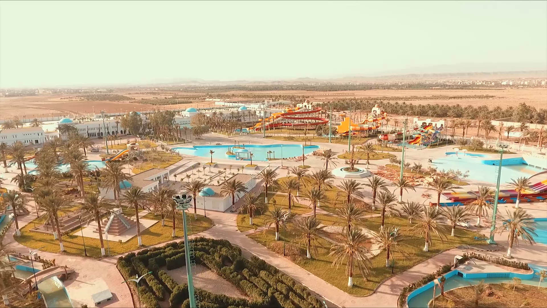 <p>The waterpark features multiple pools, water slides and an artificial river – the Ziban – fed by a saline-water purification and recycling system.</p>