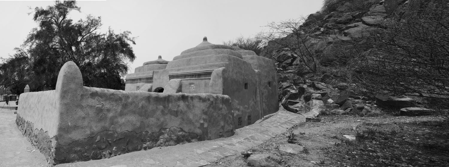 Jami' al-Bidiya - View showing the north elevation and outside perimeter wall of front courtyard
