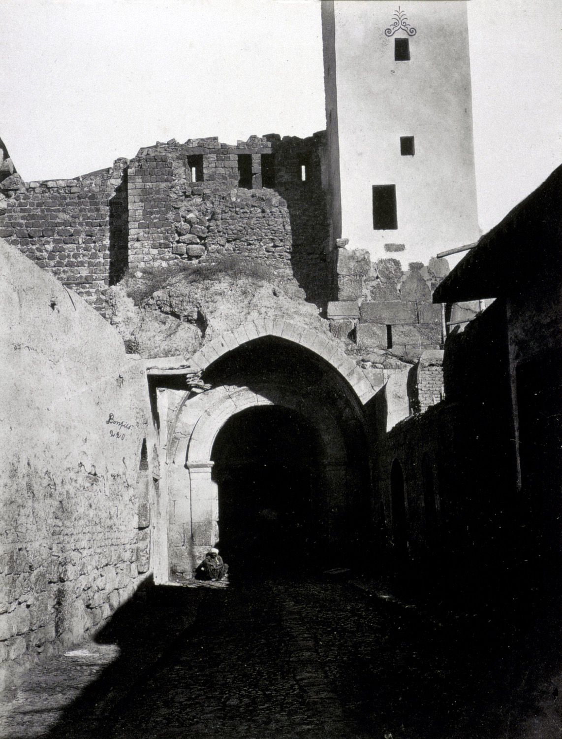 Historical views. "Bab Sharqi, interior view of the walls"