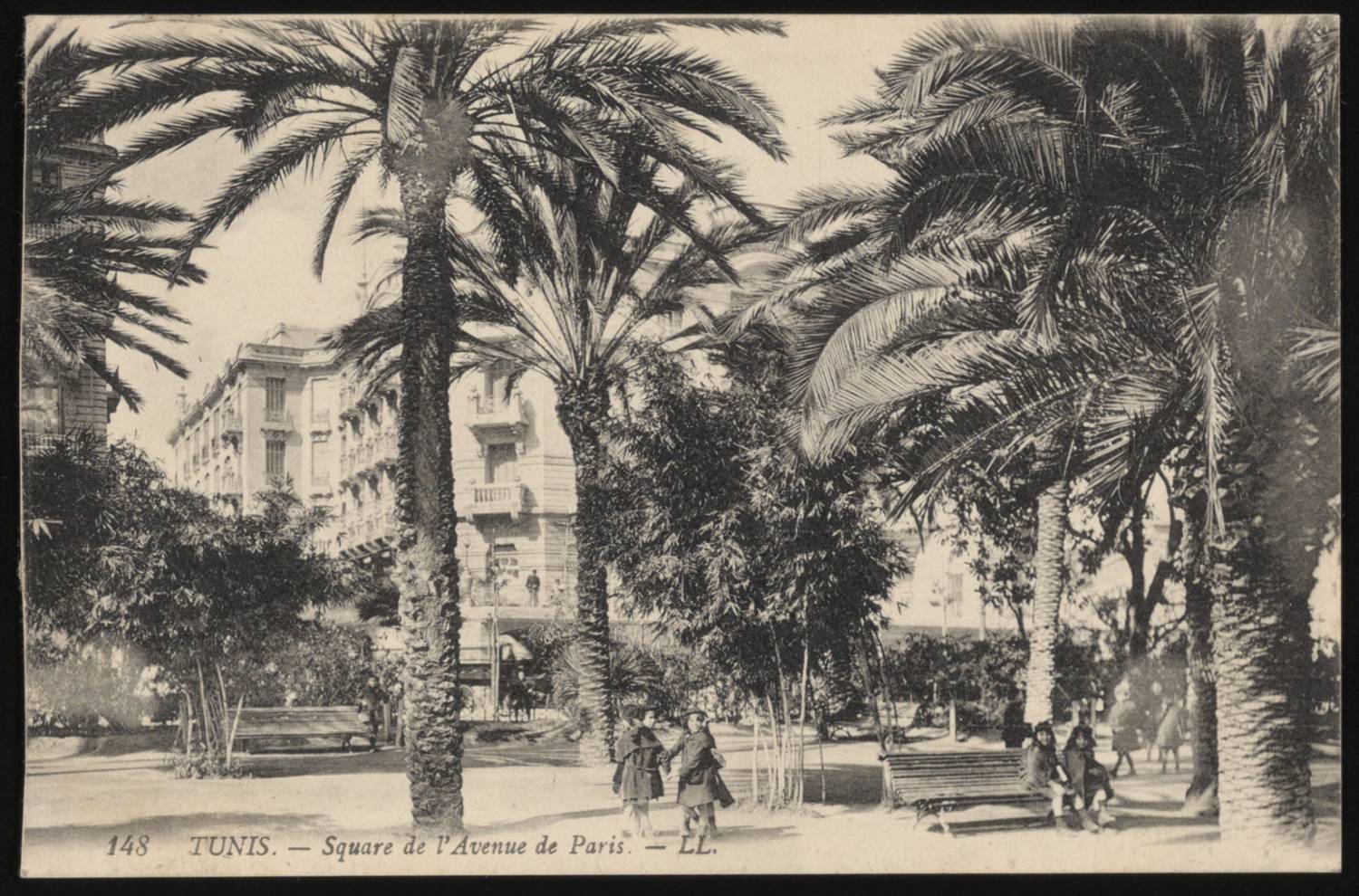 148. Tunis- Public Square on the Avenue de Paris