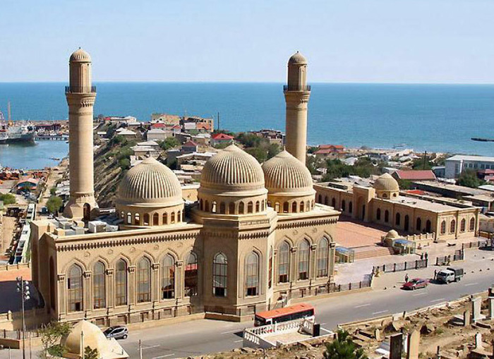 The recent rebuilding of the mosque follows the Shirvani form and style of its predecessor