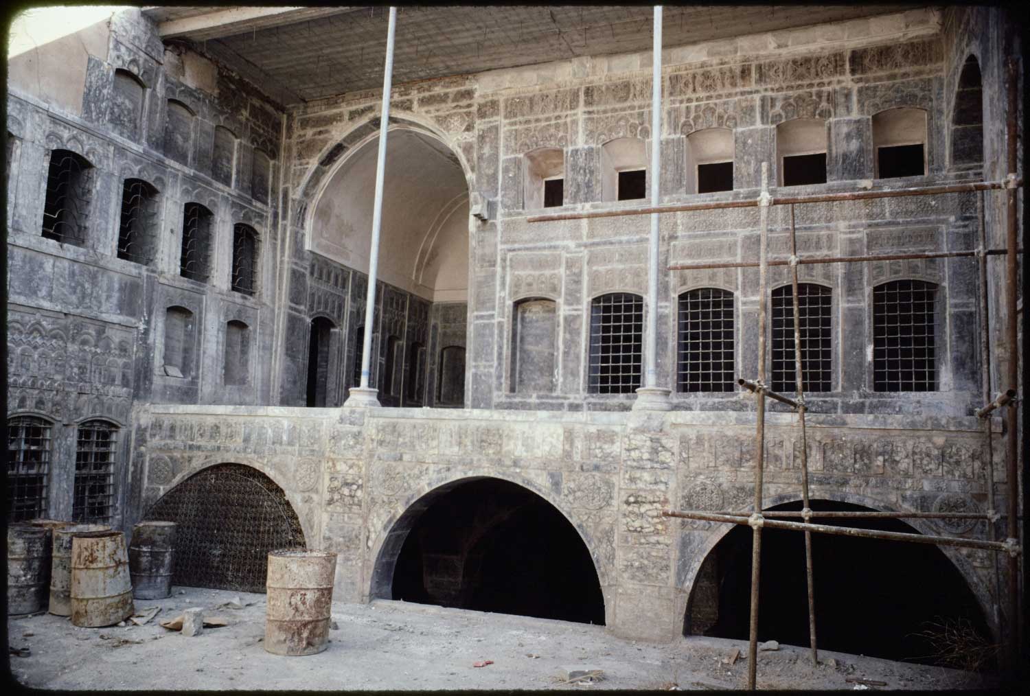 Exterior view of porch and qa'a.