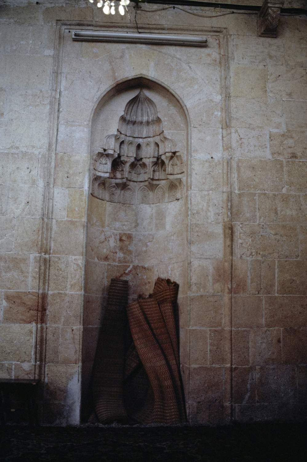 Interior view; mihrab.
