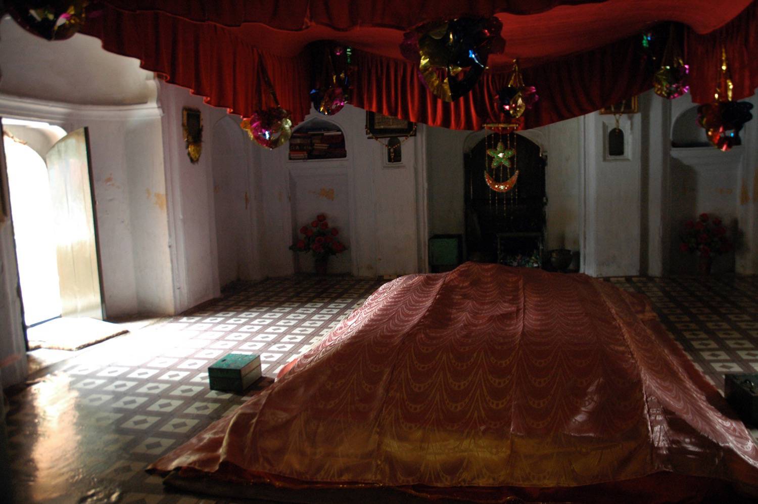 Interior view from the Dargah Sharif and mosque.