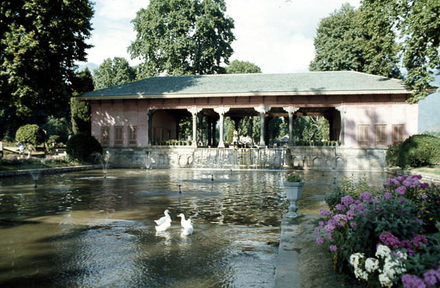 First terrace: Diwan-i Amm: view showing west façade and pool on downstream (west) side
