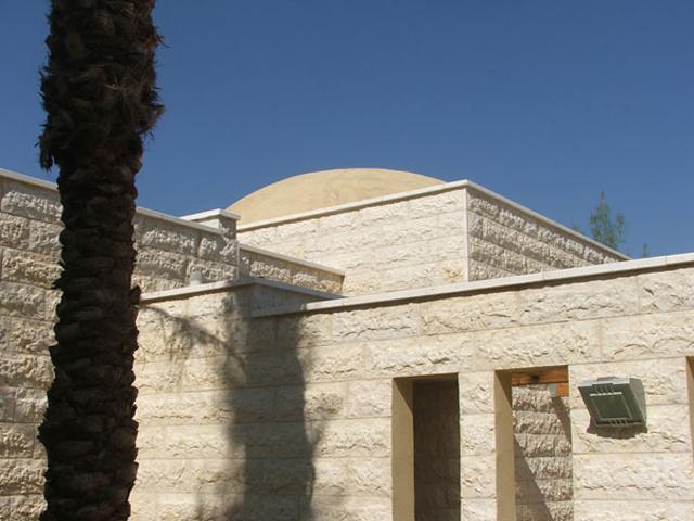 Building views (6). Dome of prayer hall