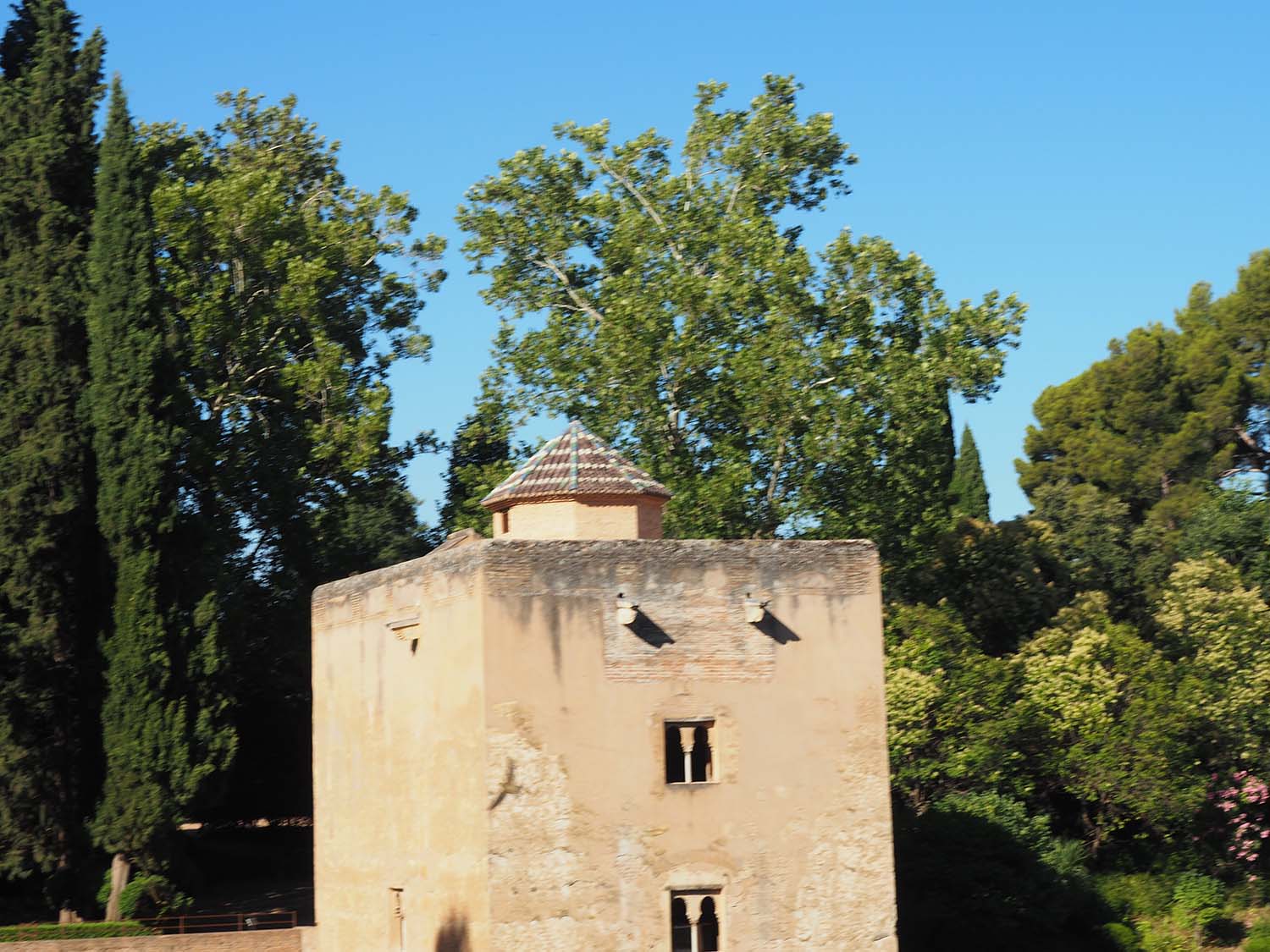 Southwest view of the Torre de las Infantas