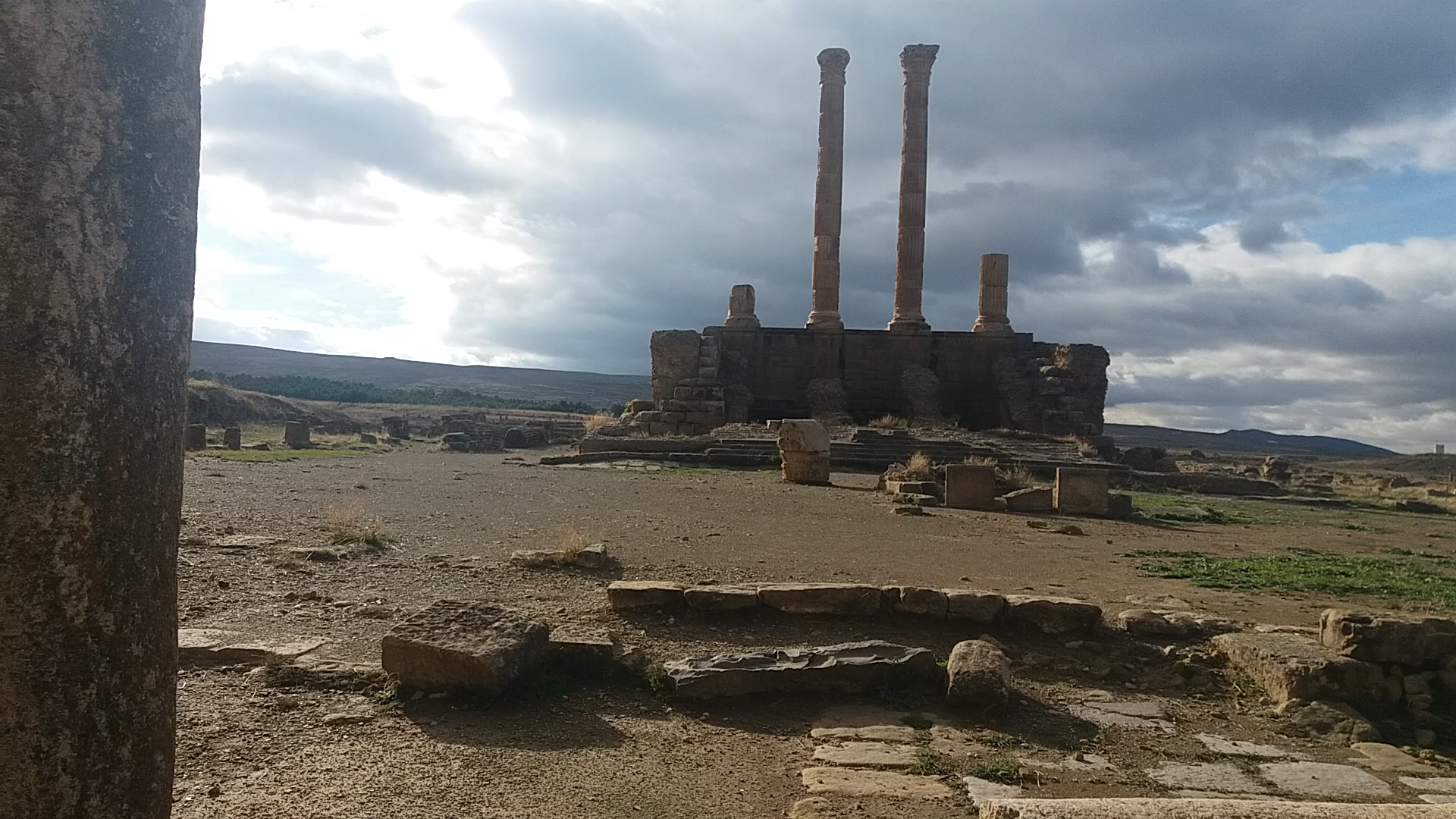 <p>A 22 seconds video of the Roman city of Timgad showing the Capitol outside the old city</p>