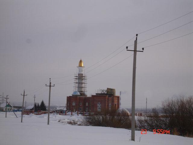Located in the south-west part of the republic of Bashkiria, in the Kantyukovka village, this mosque with the minaret is perceived as the a lighthouse on the wide plain territory