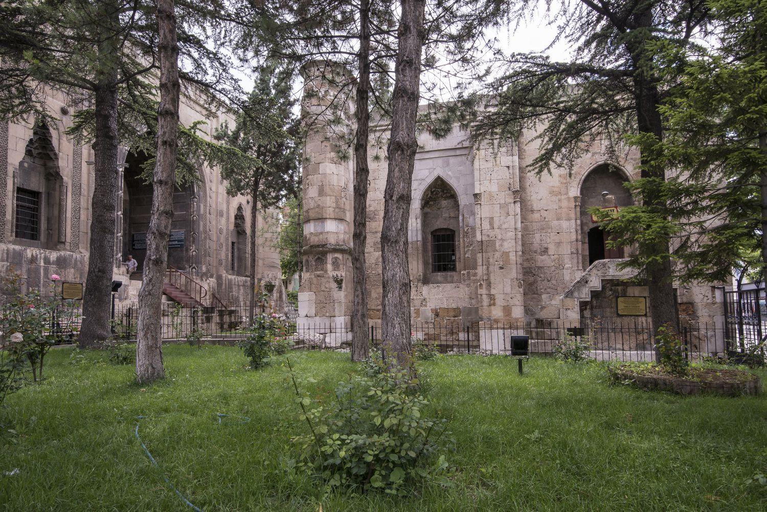 Exterior view of complex showing the southern facade of the Gökmedrese at left and the western facade of Torumtay Tomb at right.<p class="MsoNormal"><o:p></o:p></p><p class="MsoNormal"><o:p></o:p></p>