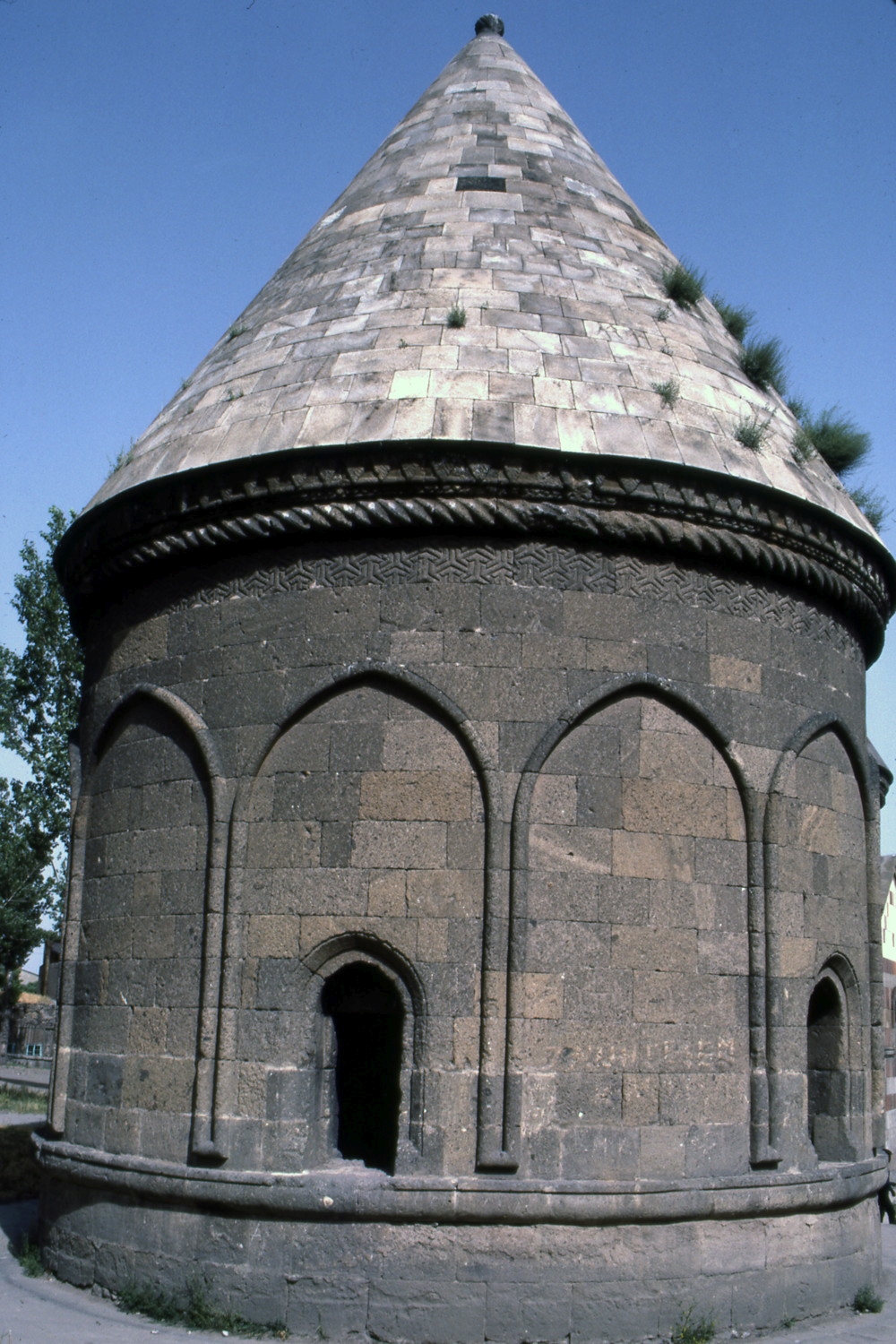 General view of one of the unidentified tombs