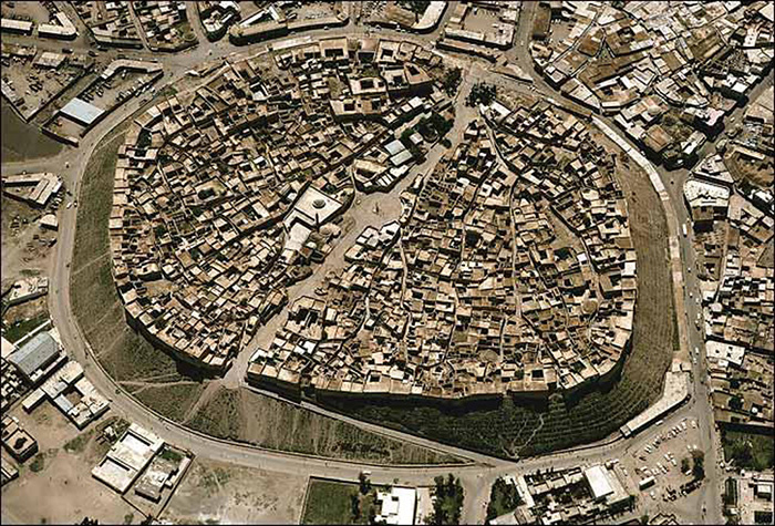 <p>Aerial view of the fortified settlement</p>