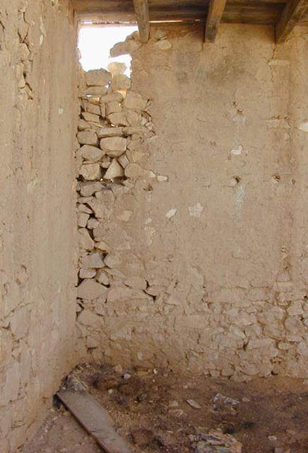 Baika mud plaster - the interior of a baika after many decades resembles that of the Markaz Jasad wa Ru'h