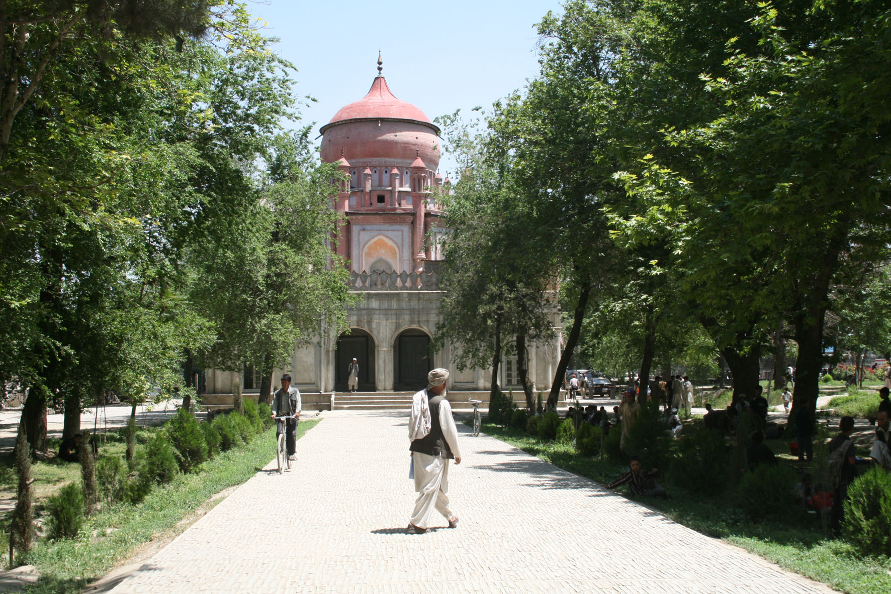 Main axis through the Park to Amir 'Abd al-Rahman Mausoleum (also restored by the Aga Khan Trust for Culture)