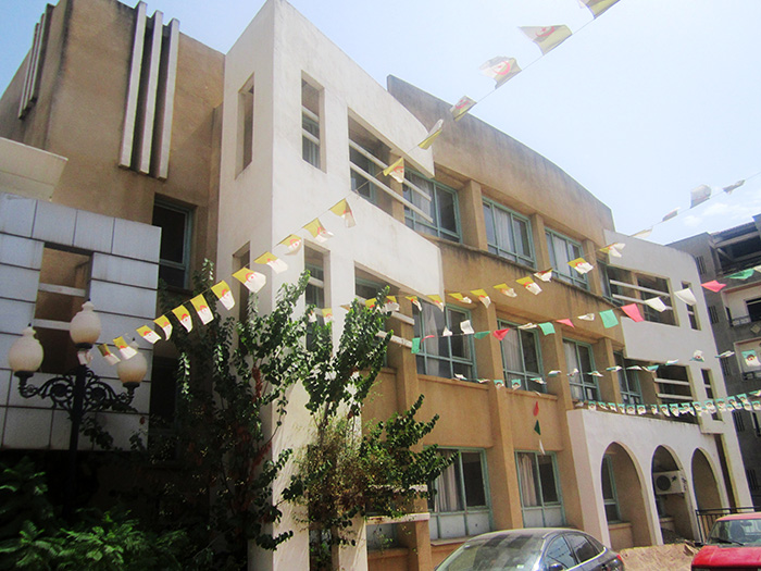 Mouloud Feraoun College - Side view of elevation   