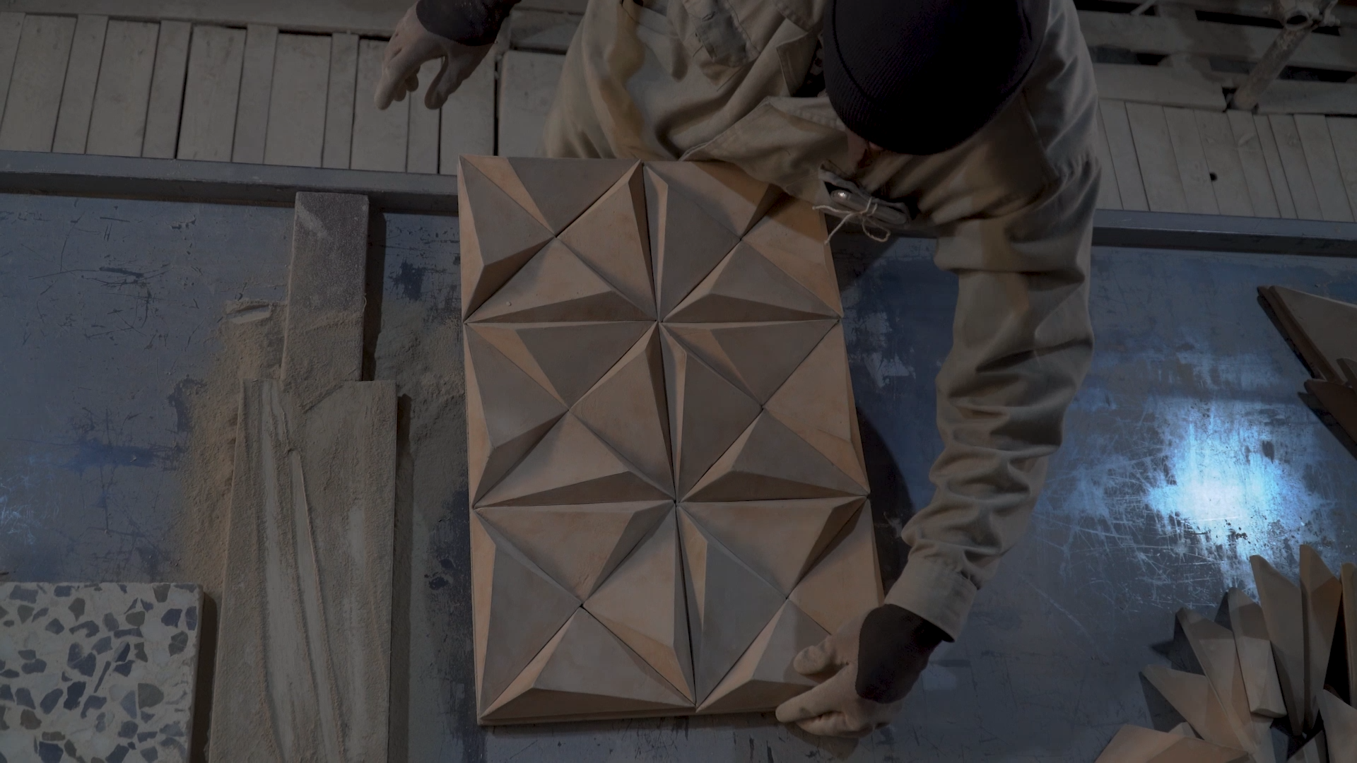 A short film highlighting the tile-making process at the Jangalak Vocational Training Centre in Kabul operated by the Aga Khan Cultural Service-Afghanistan
