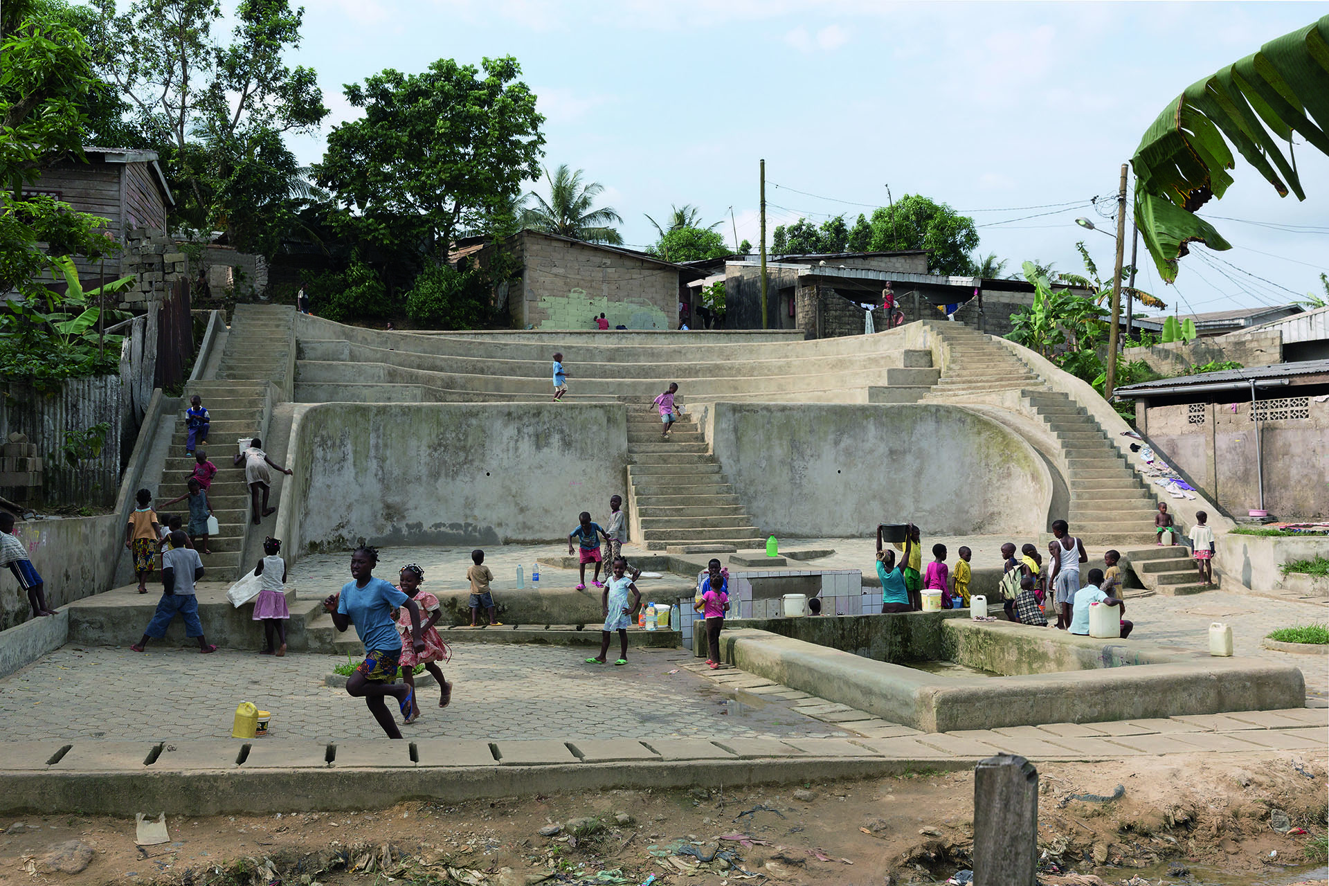 <p>Source 3. A multifunctional public space, Theatre Source is designed around a well, which serves as a water source for an estimated 1000 families in a poor neighbourhood of this fast-growing metropolis.</p>