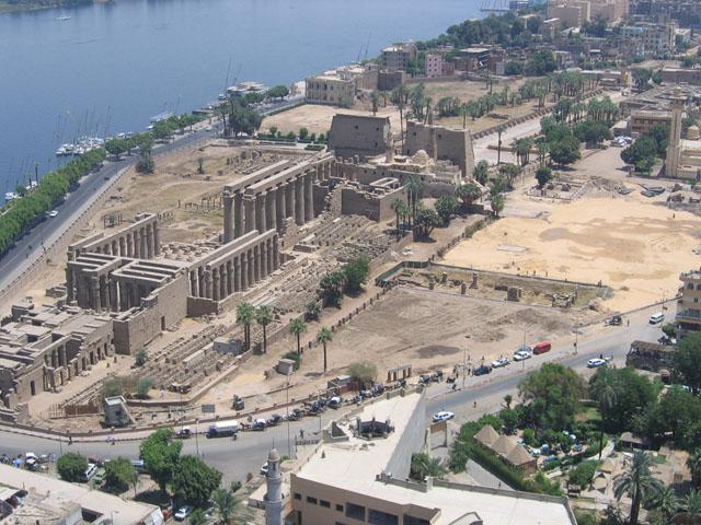 Bird's-eye view of Luxor temple plaza (during construction)