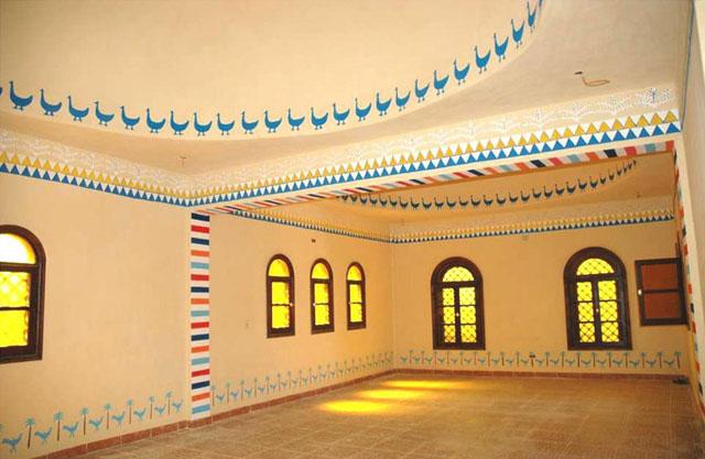 Outlet, with local design (traditional paintings, colors, details, windows), in the first floor of the Nubian Cultural Centre