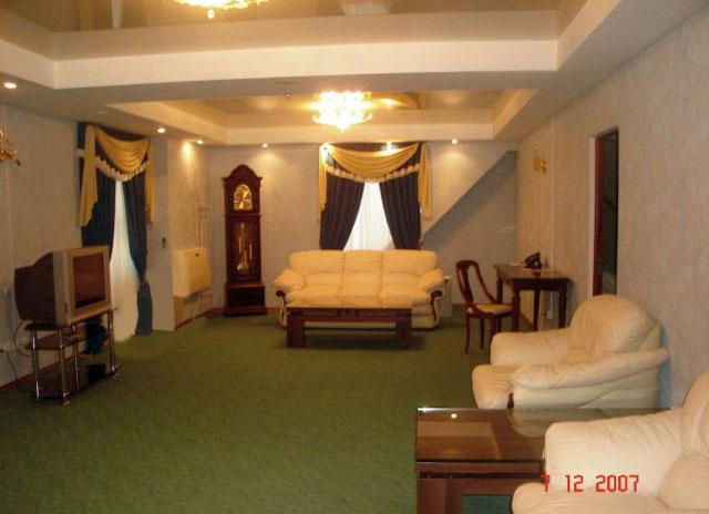 Interior: hotel room