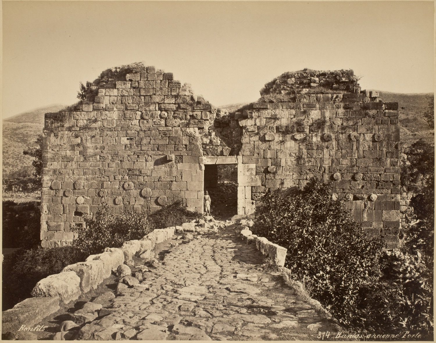 Banias - ancienne Porte - Translated: Banias - Ancient Gate