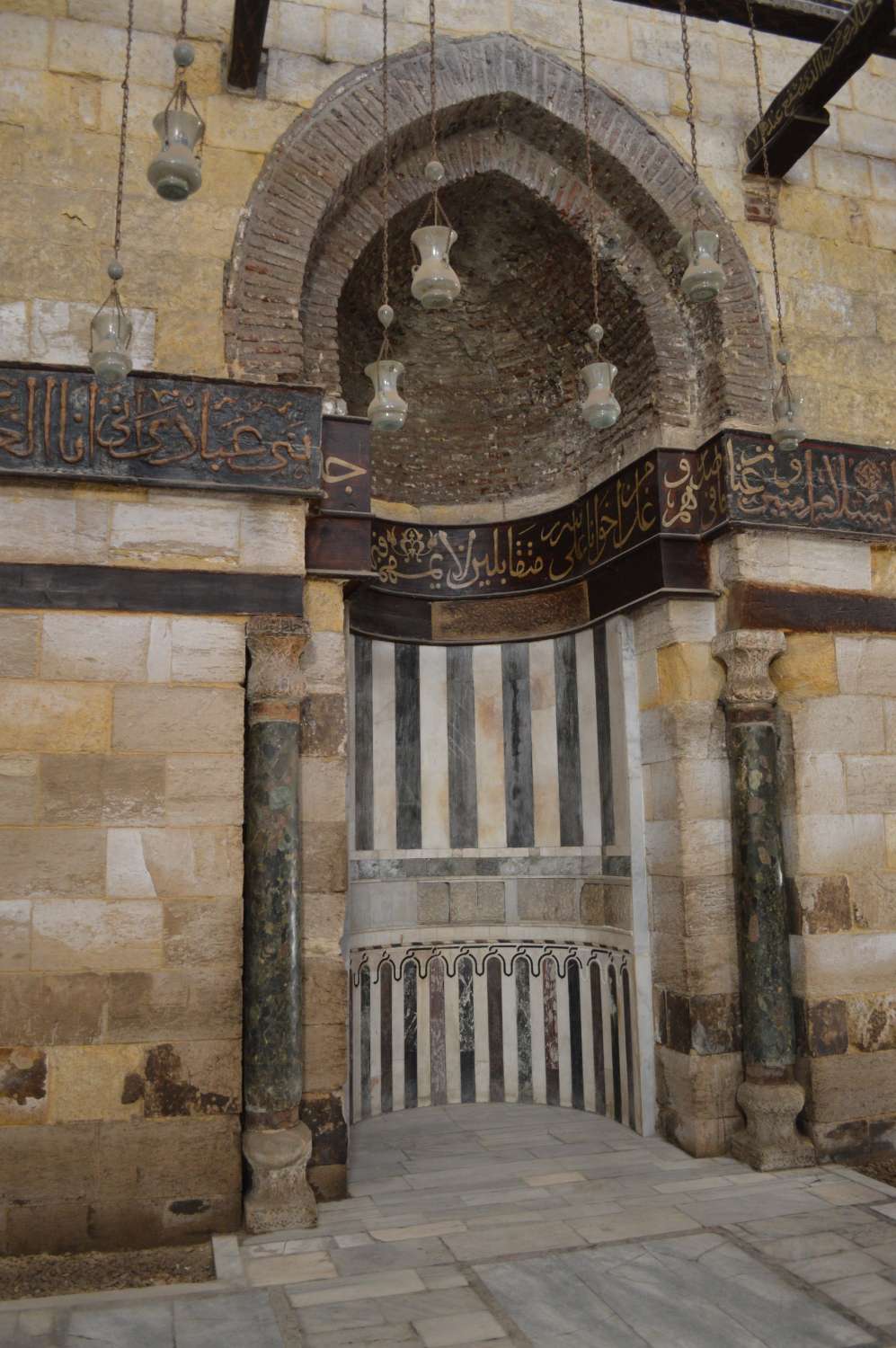 Tomb: view of mihrab.