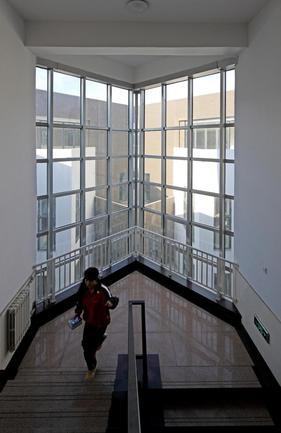 Teaching building staircase