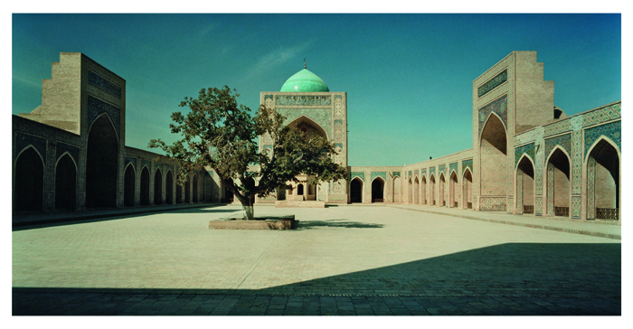 Kalyan Mosque courtyard