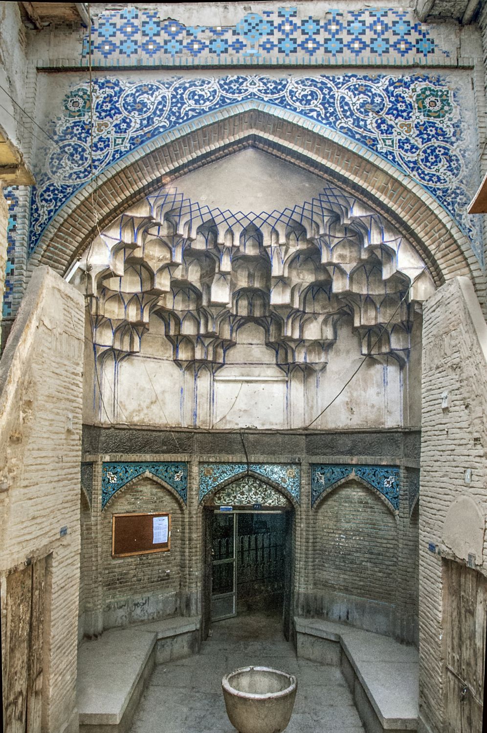 Entrance to Jarchi Mosque (Masjid-i Jarchi), general view.