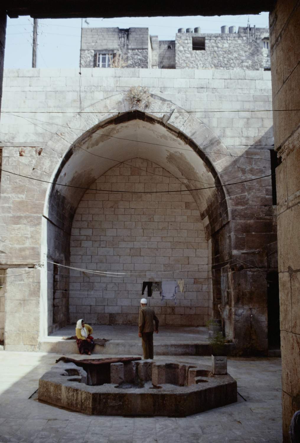 Jami' al-Hariri - Northward view of courtyard.