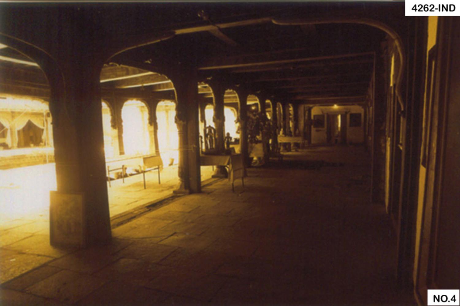 Rajbada before 1984, corridor