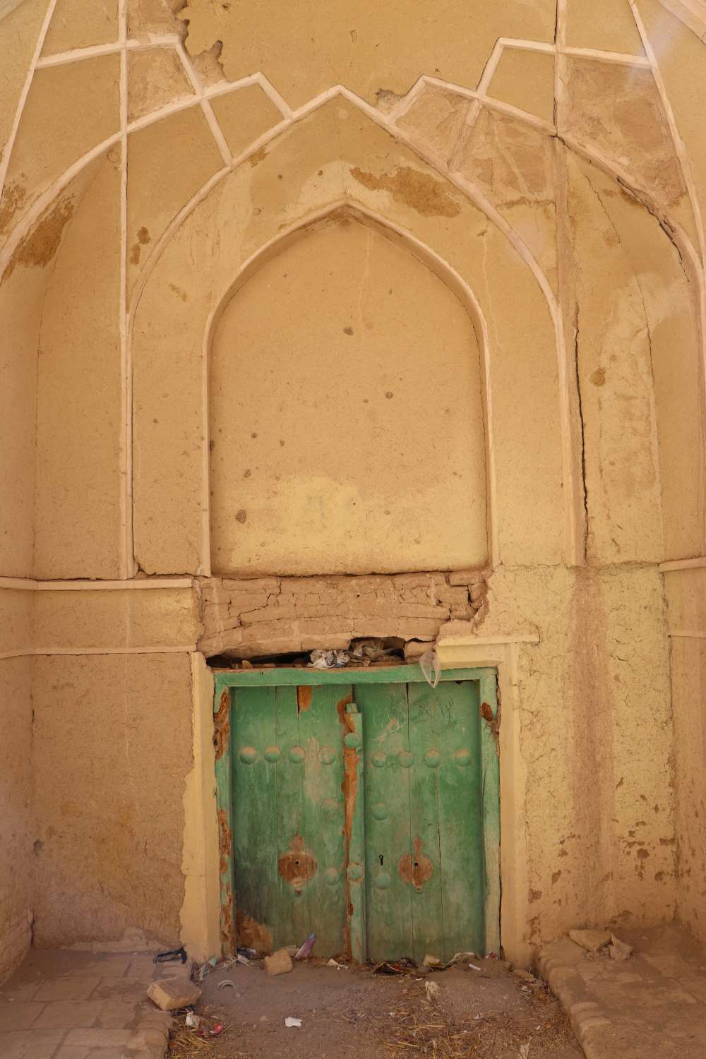 Demolished doorway in Na'in, Iran.