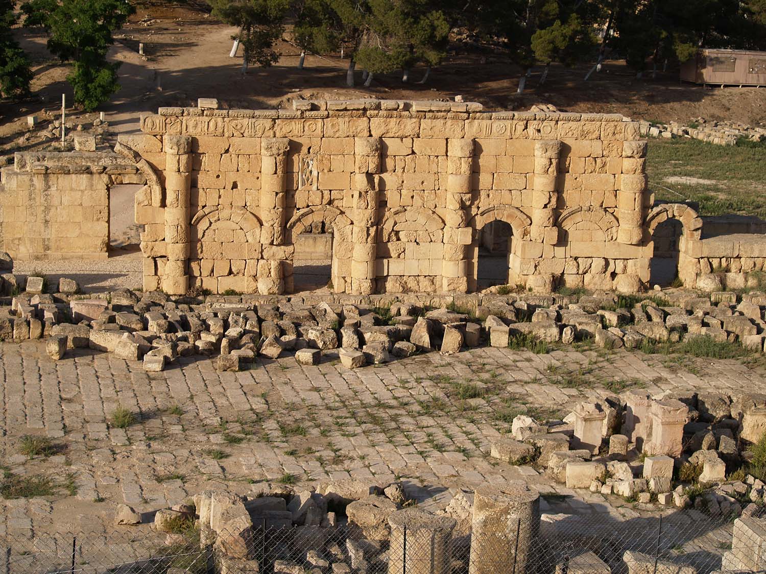 Southern wall, Zeus Temple Complex