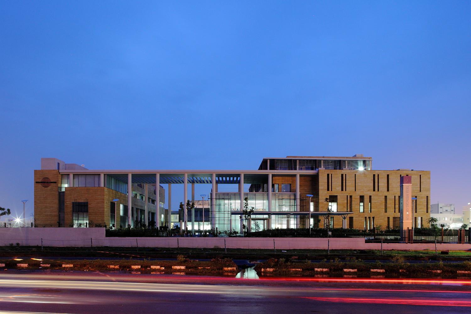 The Tata Medical Center has become a new civic landmark for the city of Kolkata