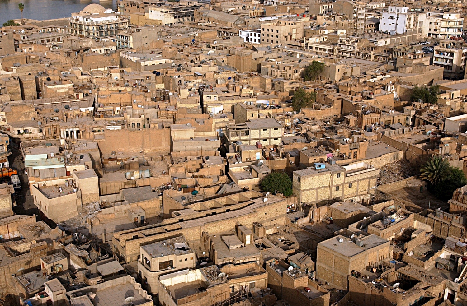  Baghdad - Bird's-eye view of central Baghdad urban fabric