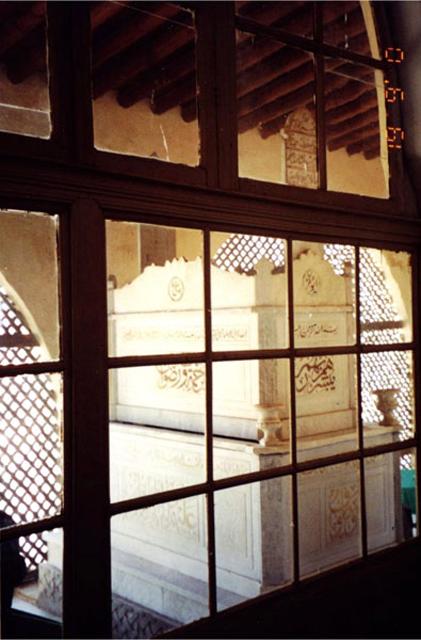 Cenotaph of Khadija, wife of Sharif Husain, king of Hijaz in east corridor surrounding the mausoleum